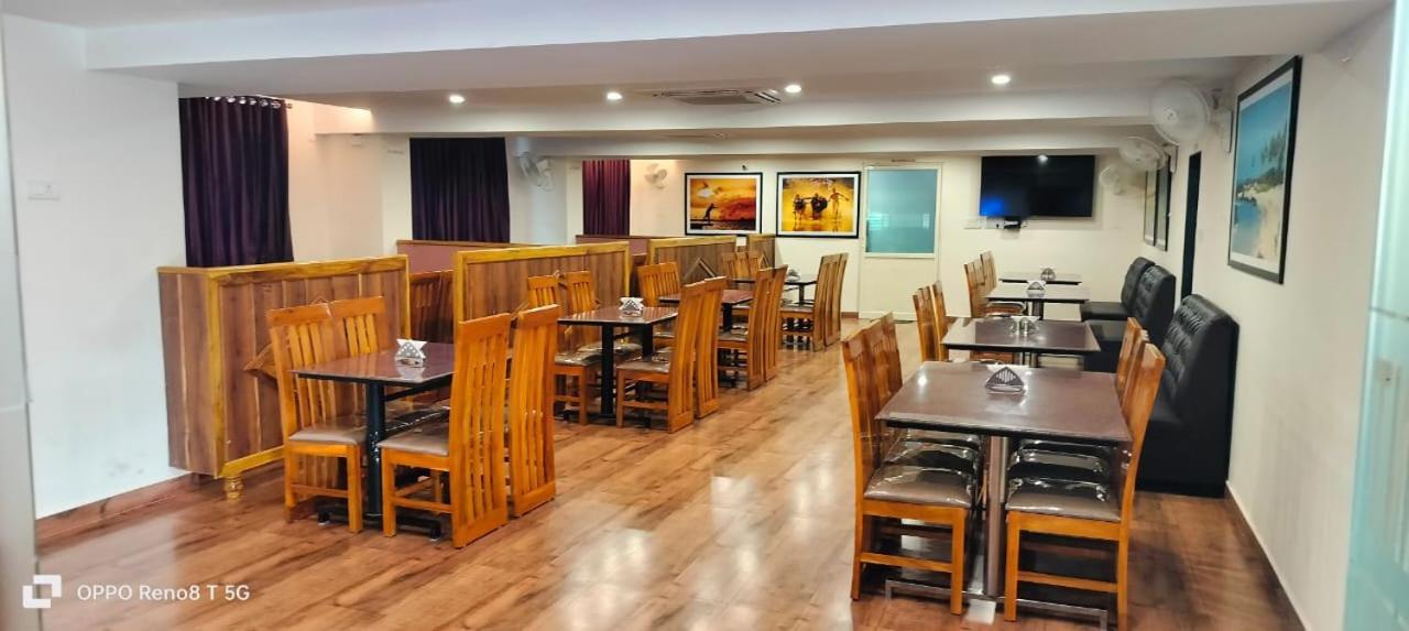Hotel Radhma Residency Udupi Kültér fotó