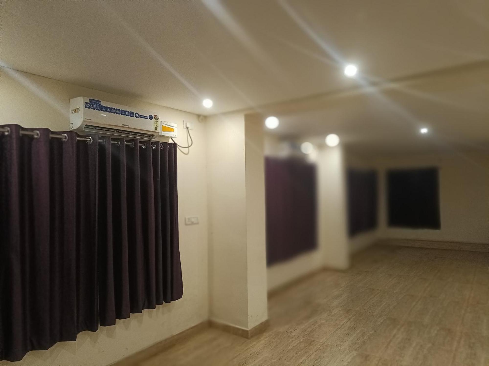Hotel Radhma Residency Udupi Kültér fotó