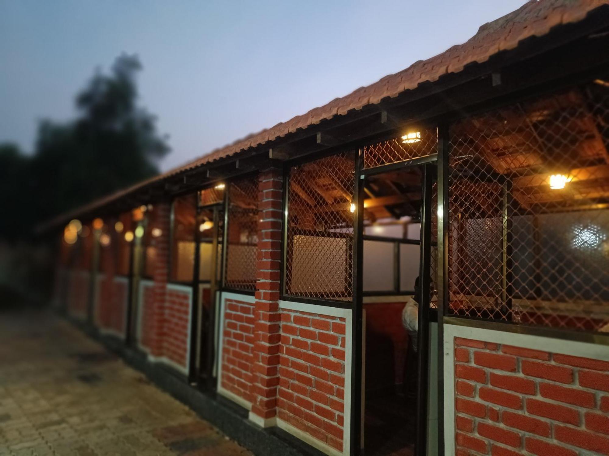 Hotel Radhma Residency Udupi Kültér fotó