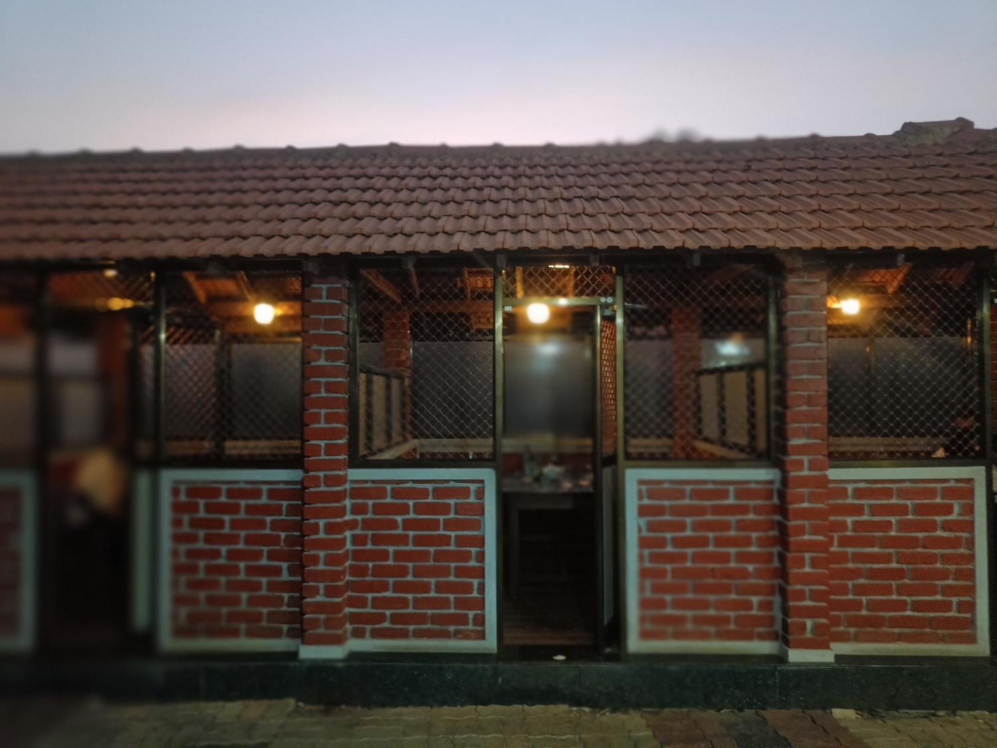 Hotel Radhma Residency Udupi Kültér fotó